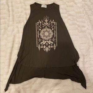 Threads Studio olive tank